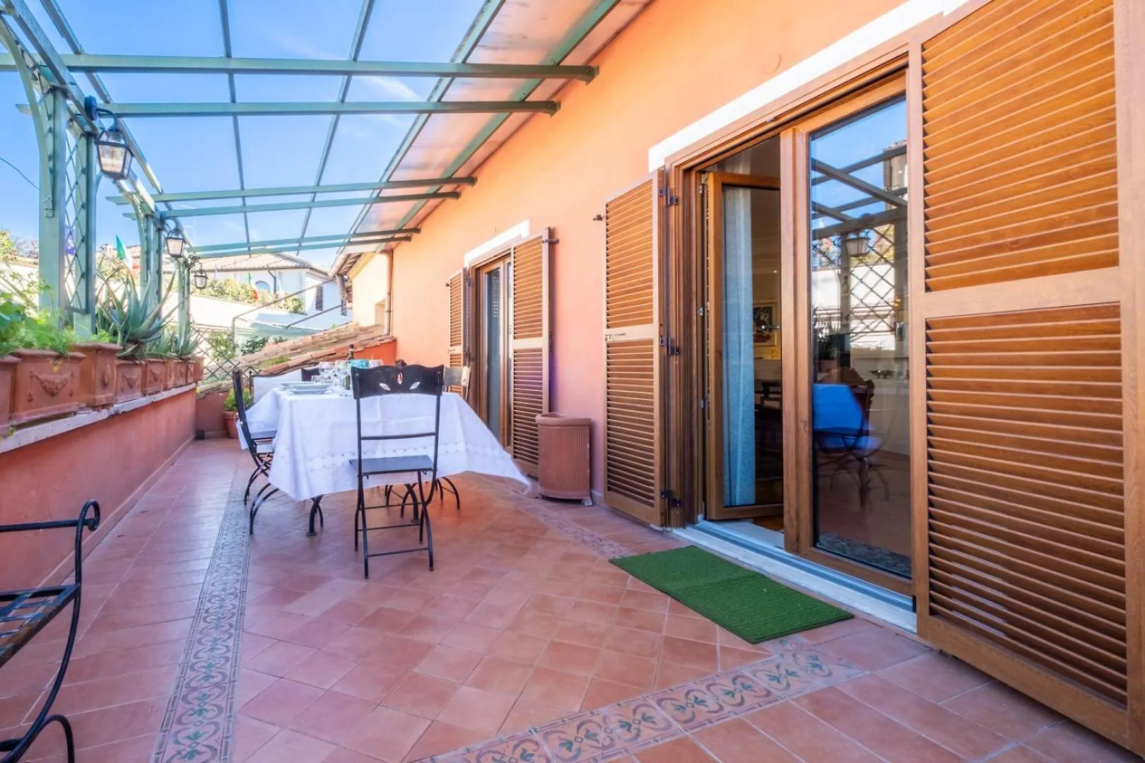 Trevi Terrace Penthouse Apartment Rome Italy