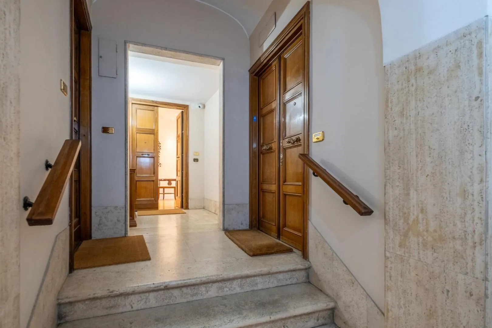 Trevi Terrace Penthouse Apartment Rome