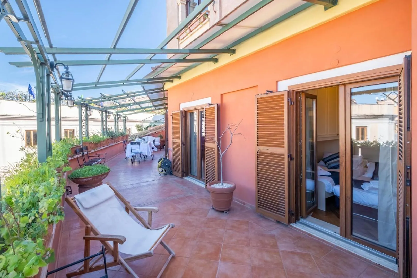 Trevi Terrace Penthouse Apartment Rome